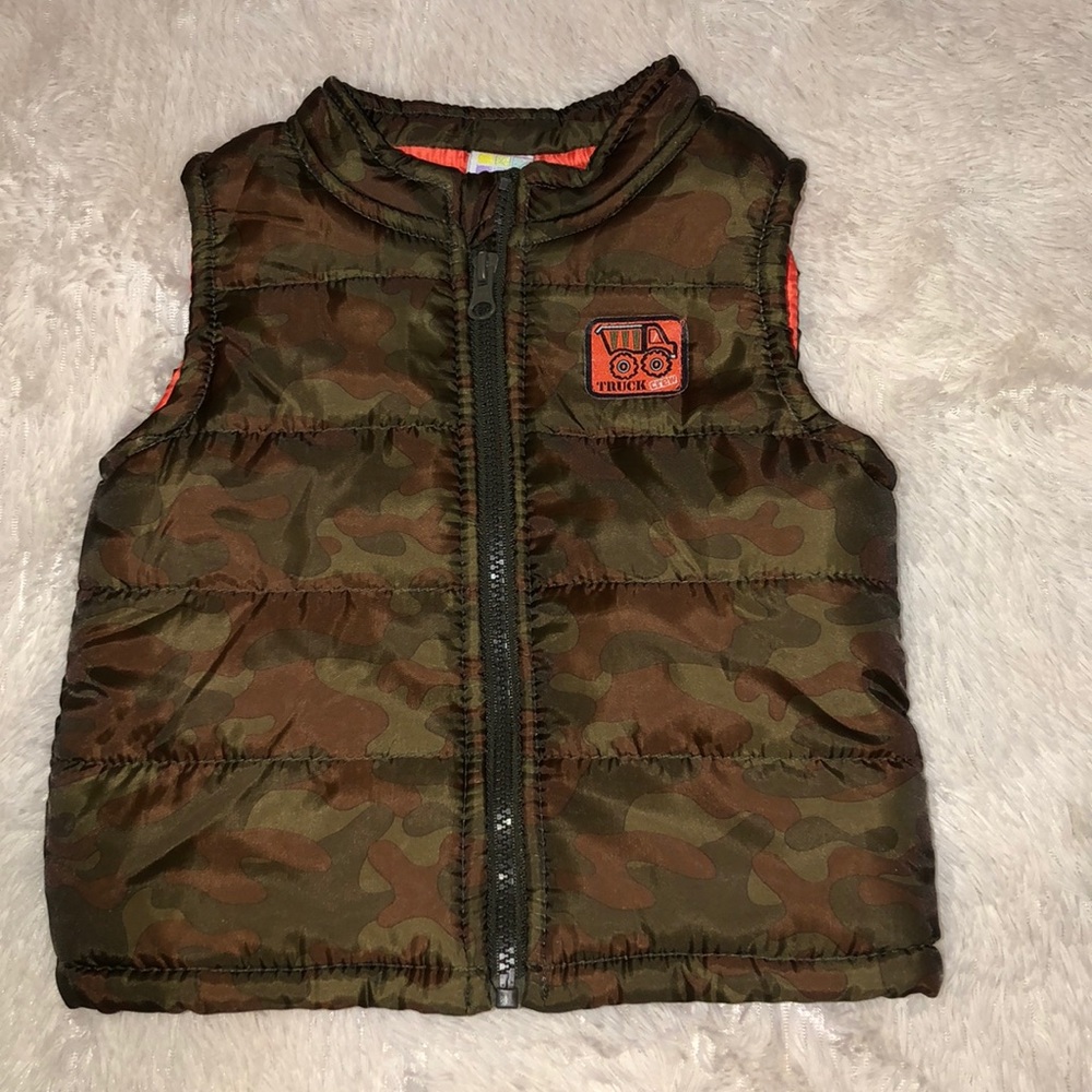 Infant boys bubble vest size 24 months.